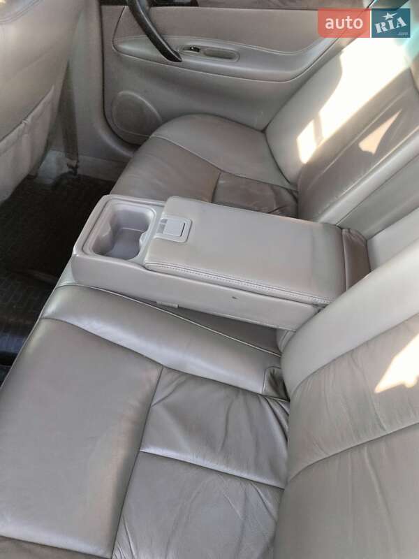Седан Chevrolet Evanda 2005 в Александрие