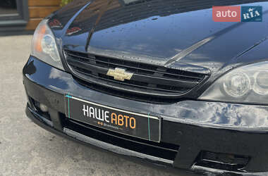 Седан Chevrolet Evanda 2006 в 