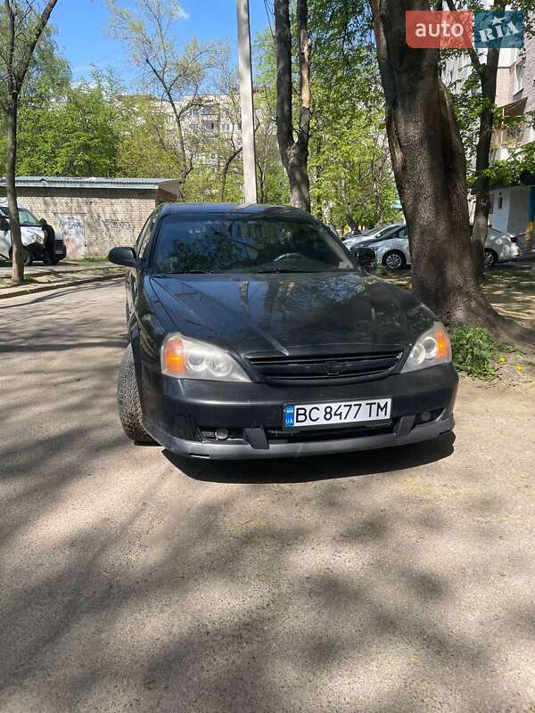 Седан Chevrolet Evanda 2006 в 