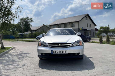 Седан Chevrolet Evanda 2005 в Ивано-Франковске