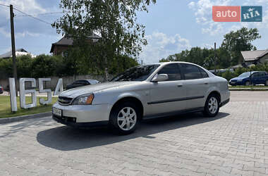 Седан Chevrolet Evanda 2005 в 