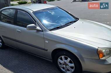 Седан Chevrolet Evanda 2005 в Дніпрі