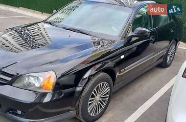 Седан Chevrolet Evanda 2005 в Киеве