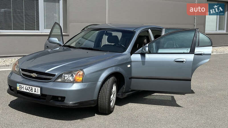 Chevrolet Evanda 2005