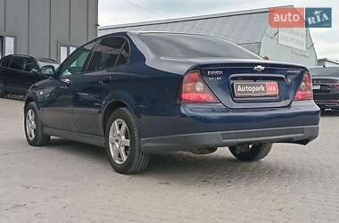 Седан Chevrolet Evanda 2005 в 