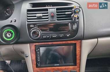 Седан Chevrolet Evanda 2005 в 