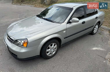 Седан Chevrolet Evanda 2005 в Полтаві