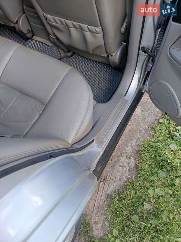 Седан Chevrolet Evanda 2006 в Овруче