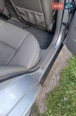 Седан Chevrolet Evanda 2006 в 