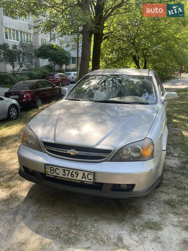 Chevrolet Evanda 2005