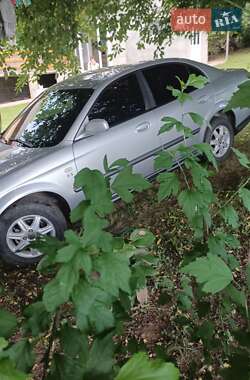 Седан Chevrolet Evanda 2005 в 