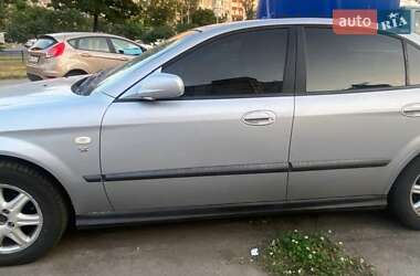 Седан Chevrolet Evanda 2005 в Києві