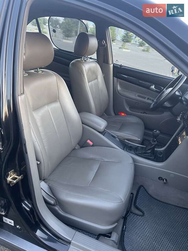 Седан Chevrolet Evanda 2006 в Одессе фото 24 Седан Chevrolet Evanda 2006 в Одессе