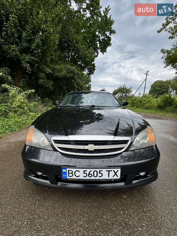 Седан Chevrolet Evanda 2006 в 