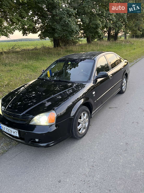 Седан Chevrolet Evanda 2006 в Хмельницком