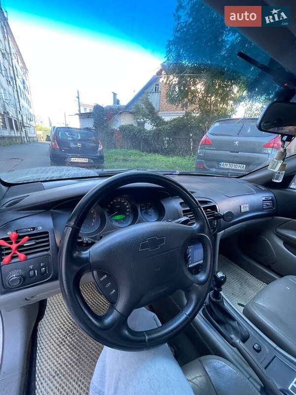 Седан Chevrolet Evanda 2006 в Житомире