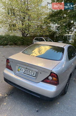 Седан Chevrolet Evanda 2005 в 
