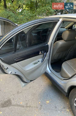 Седан Chevrolet Evanda 2005 в 