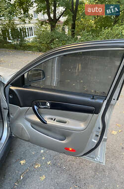 Седан Chevrolet Evanda 2005 в 