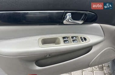 Седан Chevrolet Evanda 2005 в 