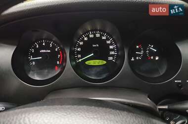 Седан Chevrolet Evanda 2004 в 