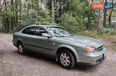 Седан Chevrolet Evanda 2004 в 