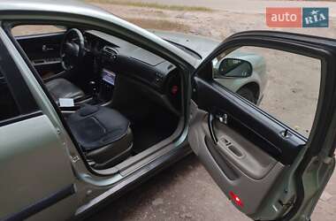 Седан Chevrolet Evanda 2004 в 