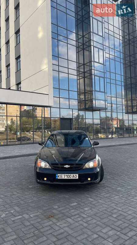 Седан Chevrolet Evanda 2005 в Днепре
