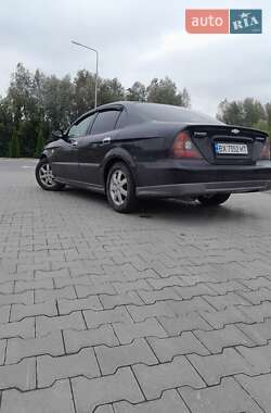 Седан Chevrolet Evanda 2005 в 