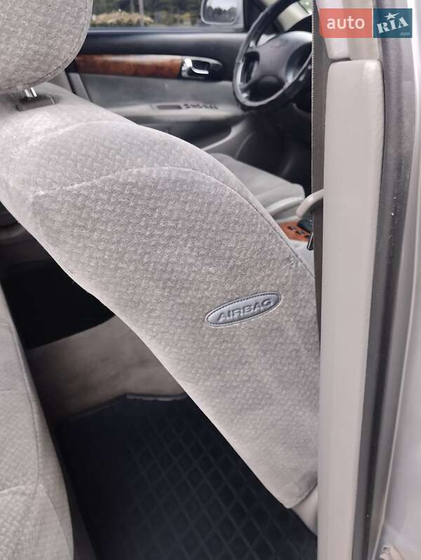 Седан Chevrolet Evanda 2005 в Киеве