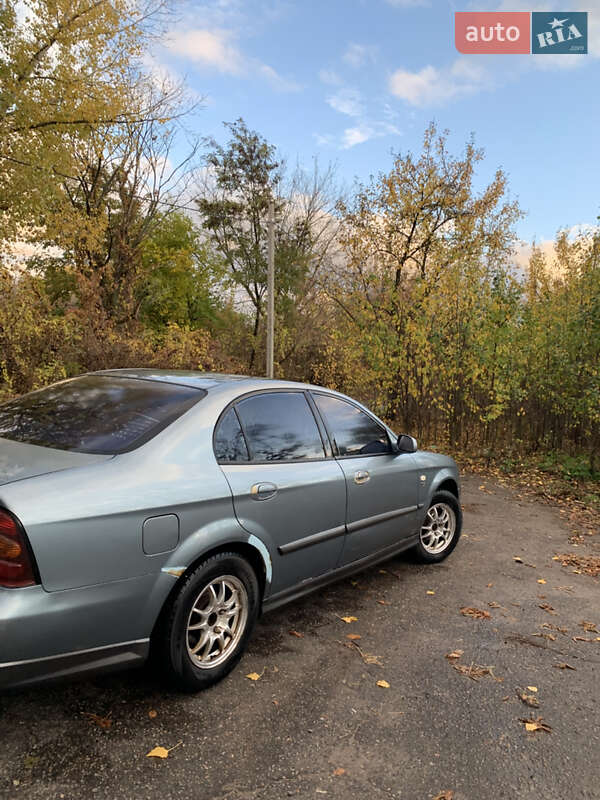 Седан Chevrolet Evanda 2005 в Конотопе фото 3 Седан Chevrolet Evanda 2005 в Конотопе