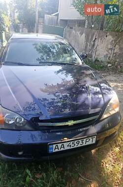 Седан Chevrolet Evanda 2004 в Димері