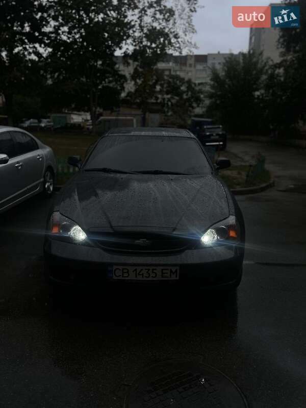 Седан Chevrolet Evanda 2005 в Чернигове фото 4 Седан Chevrolet Evanda 2005 в Чернигове