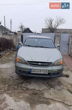 Седан Chevrolet Evanda 2004 в Житомирі