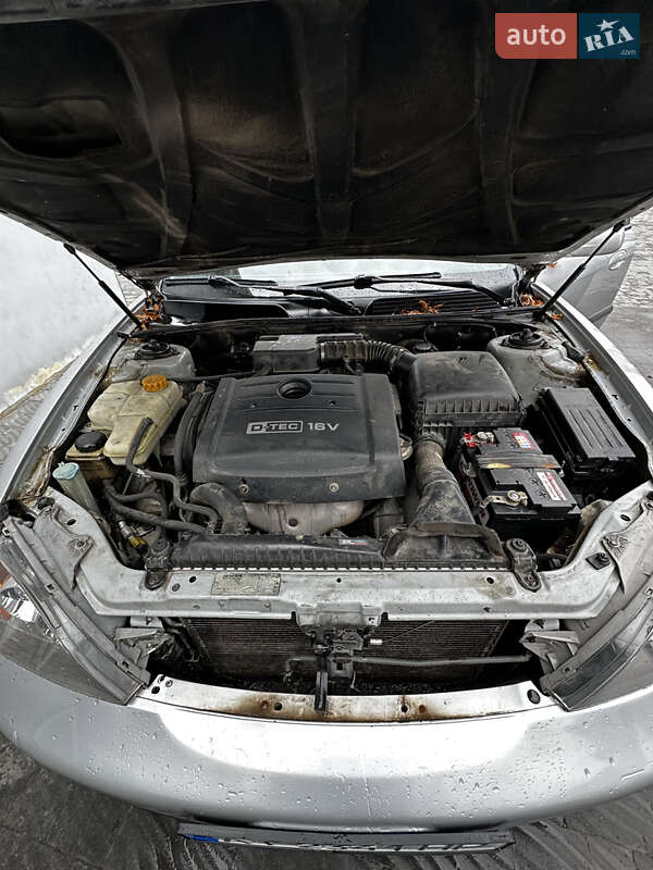 Седан Chevrolet Evanda 2005 в Львове