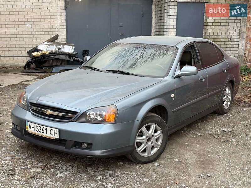 Седан Chevrolet Evanda 2005 в Дніпрі
