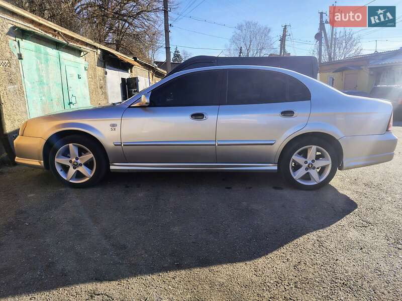 Седан Chevrolet Evanda 2005 в Виннице фото 5 Седан Chevrolet Evanda 2005 в Виннице