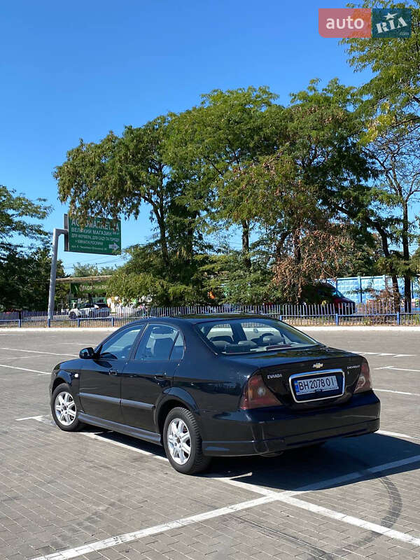 Седан Chevrolet Evanda 2006 в Одессе