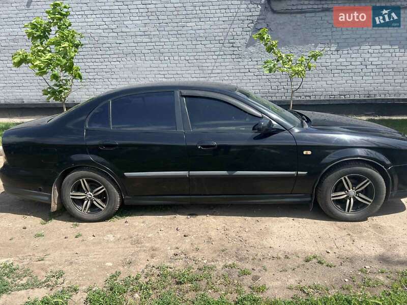 Chevrolet Evanda 2005