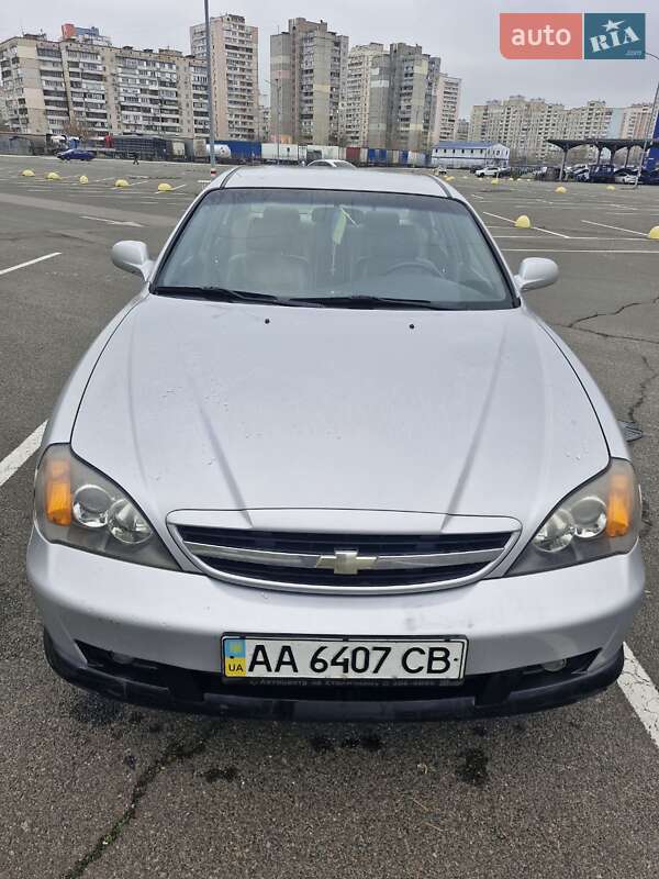 Chevrolet Evanda 2006