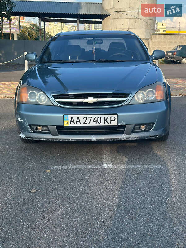 Седан Chevrolet Evanda 2005 в Киеве