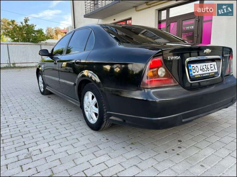Седан Chevrolet Evanda 2006 в Кременце