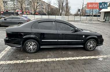 Седан Chevrolet Evanda 2006 в Кривом Роге