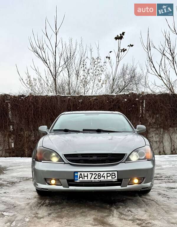 Седан Chevrolet Evanda 2005 в Павлограде