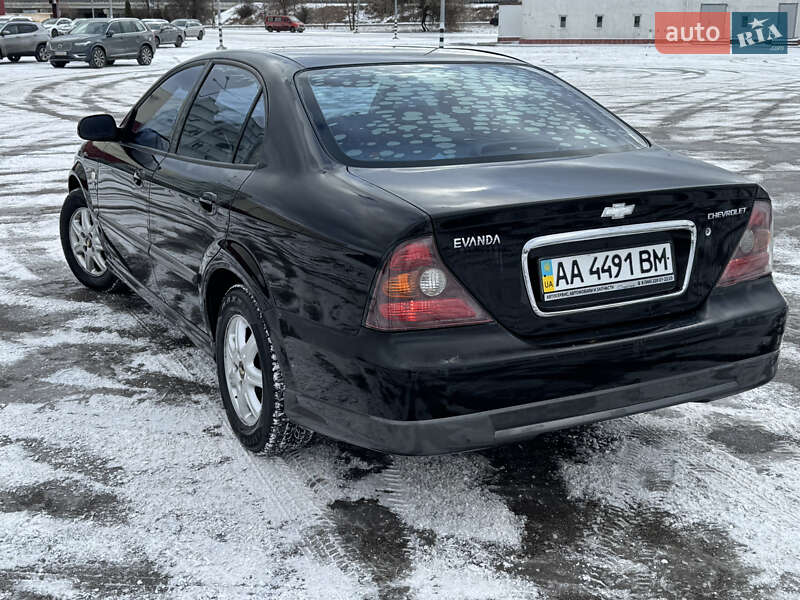 Седан Chevrolet Evanda 2006 в Києві