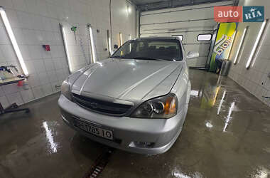 Седан Chevrolet Evanda 2006 в Одессе