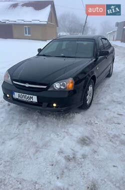 Седан Chevrolet Evanda 2005 в Ярмолинцах