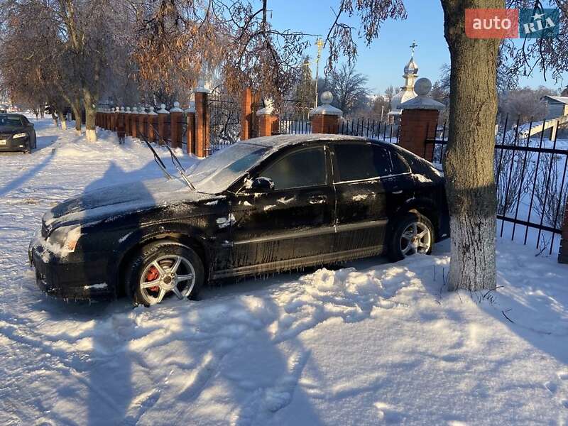Седан Chevrolet Evanda 2005 в Фастове