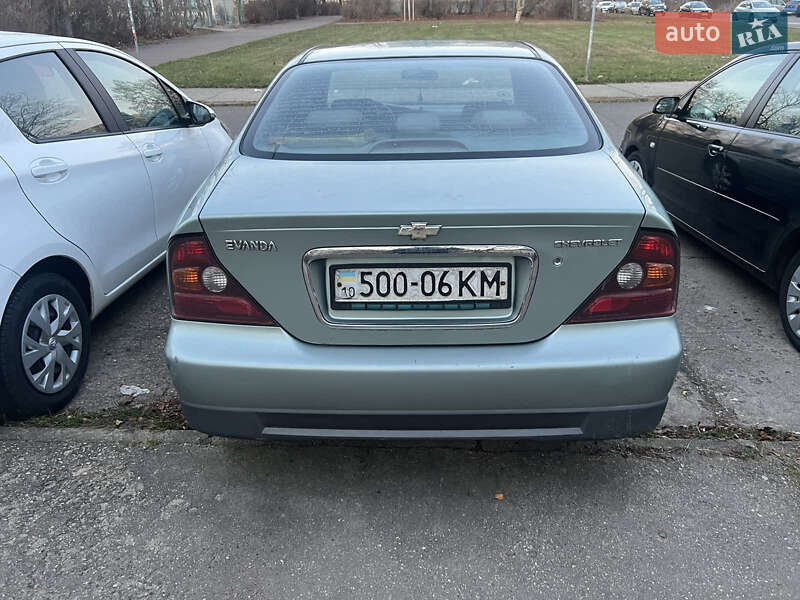 Седан Chevrolet Evanda 2005 в Калуше
