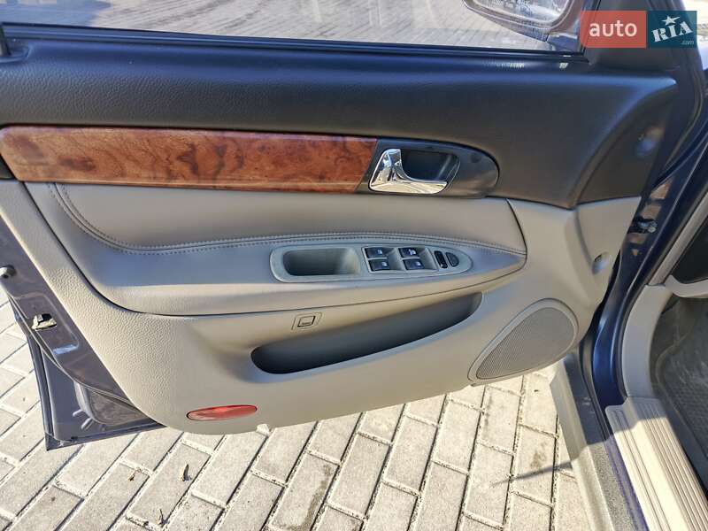 Седан Chevrolet Evanda 2005 в Днепре